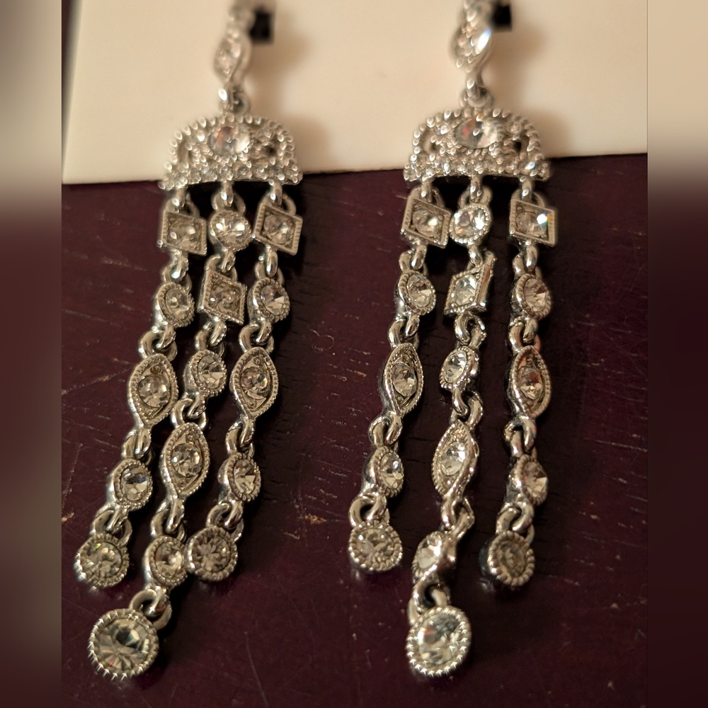 New Givenchy Sparkling Crystal Chandelier Earrings - Picture 2 of 8